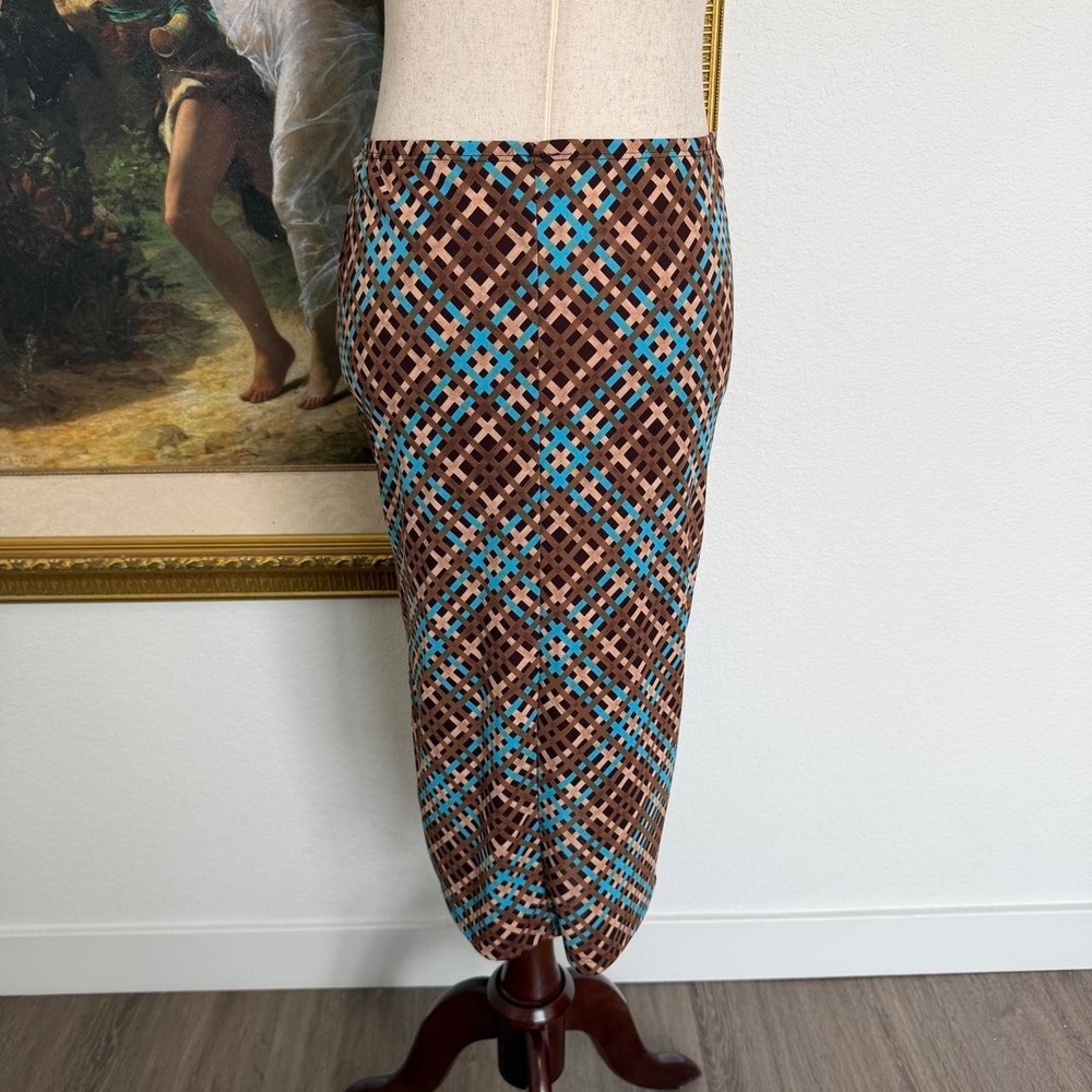 Y2K Plaid Midi Skirt With Side Slit - Picture 3 of 5